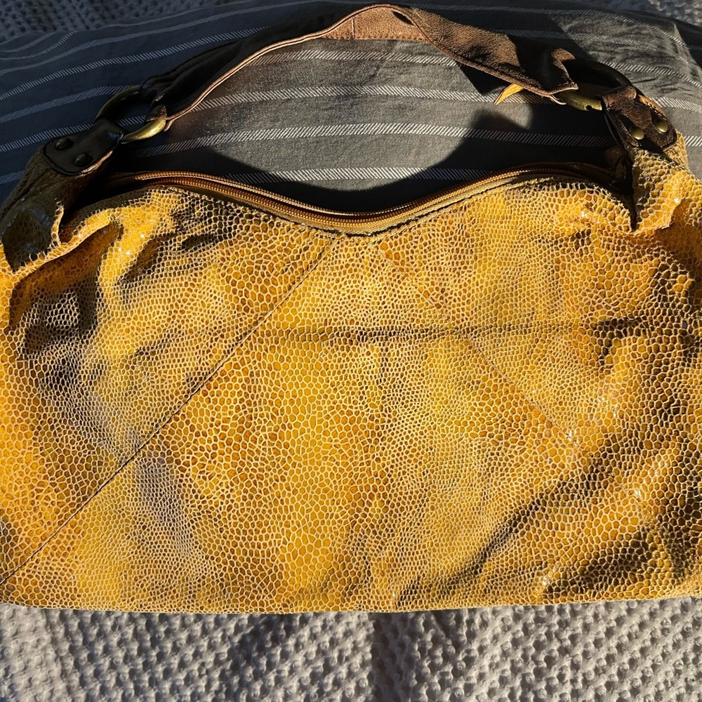 Hobo shoulder bag